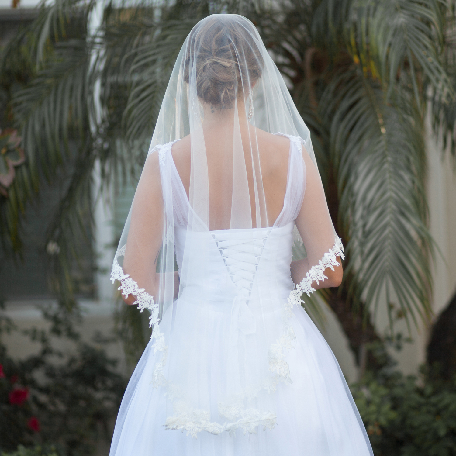 VEIL952 DROP WEDDING VEIL W/ CROCHET LACE TRIMMING Veils