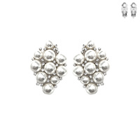 PEARL AND RHINESTONE CLIP EARRING