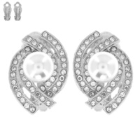 RHINESTONE AND PEARL CLIP EARRING