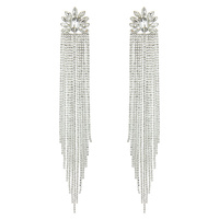 RHINESTONE EARRING