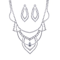 CRYSTAL RHINESTONE NECKLACE AND EARRINGS SET