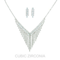 CUBIC ZIRCONIA V-SHAPED TASSEL NECKLACE SET