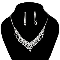 DAINTY RHINESTONE NECKLACE SET