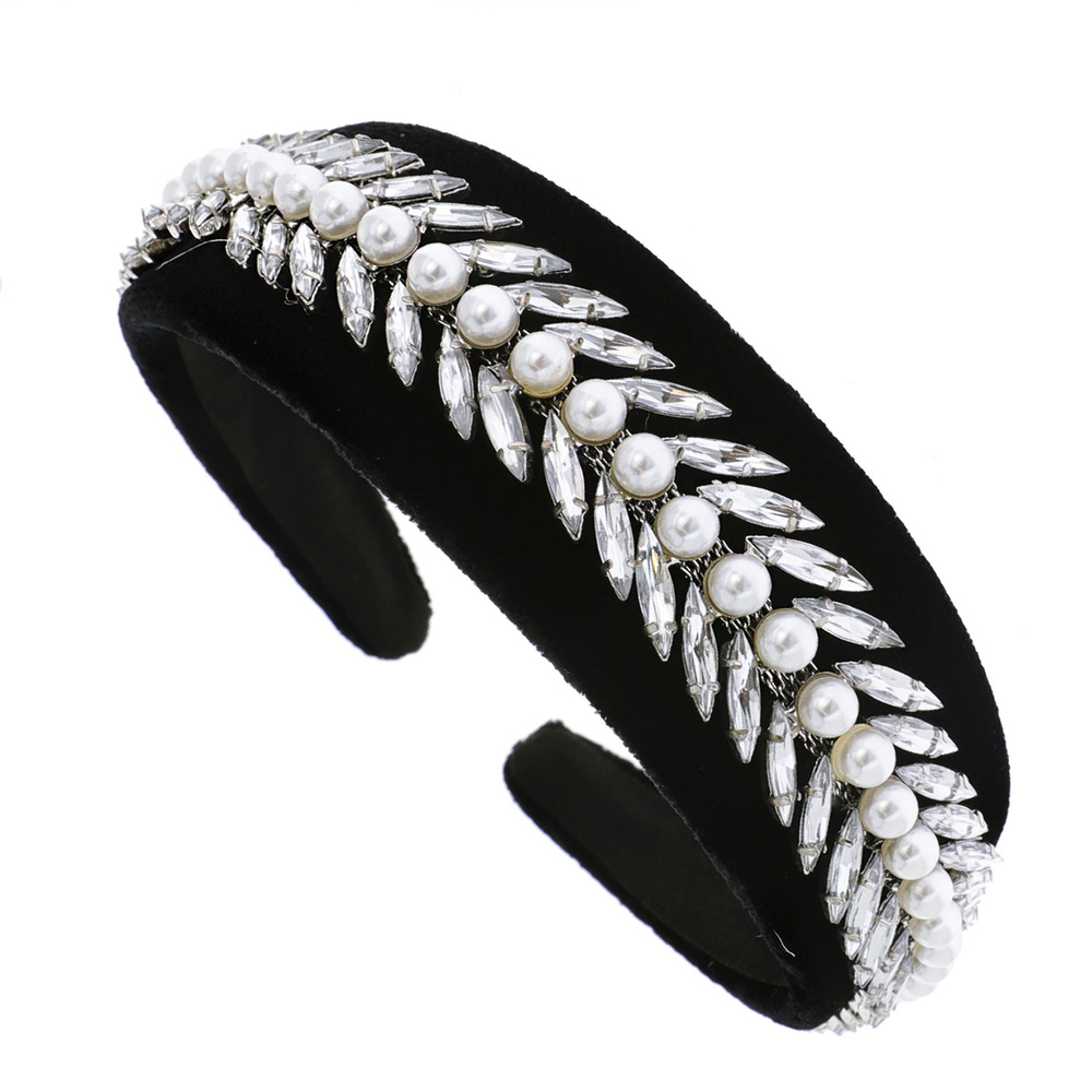 HDY1329 CL BAROQUE CRYSTAL AND PEARL JEWELED VELVET HEADBAND