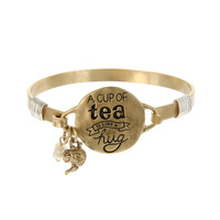A CUP OF TEA IS LIKE A HUG WIREBRACELET