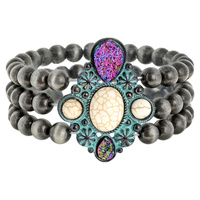 WESTERN 3 ROW NAVAJO BEAD STRETCH BRACELET WITH FAUX DRUZY AND STONE CENTER
