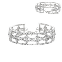 DAINTY BRACELET W/GEMS