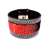 SEQUIN MAGNET CUFF W/CHAIN & STONE