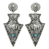 WESTERN TURQUOISE HAMMERED SPEARHEAD EARRING