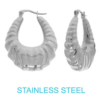STAINLESS STEEL SCALLOPED HOOP EARRINGS