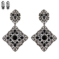 METAL LARGE GOTHIC CLIP EARRING