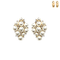 PEARL AND RHINESTONE CLIP EARRING