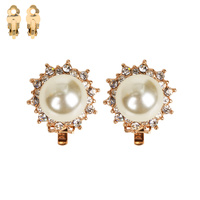 RHINESTONE AND PEARL CLIP EARRING