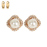 RHINESTONE AND PEARL CLIP EARRING