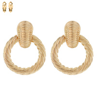 TWISTED METAL CLIP EARRING