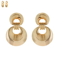 CIRCLE RIBBED METAL CLIP ON EARRING