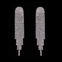 RHINESTONE EARRING