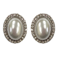 OVAL PEARL CENTER RHINESTONE TRIM