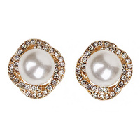 CENTER PEARL WITH STONES STUD EARRINGS