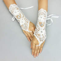 WH WEDDING LACE GLOVE