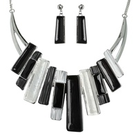 GEOMETRIC FRINGE GEMSTONE METAL BIB NECKLACE SET