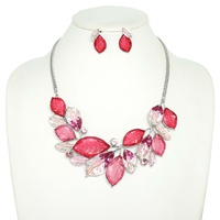 JEWELED LEAF BRANCH CLUSTER BIB NECKLACE SET
