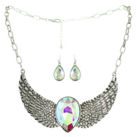 WINGED CRYSTAL NECKLACE SET