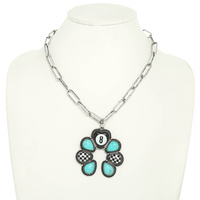 WESTERN FLORAL EIGHT BALL TURQUOISE NECKLACE