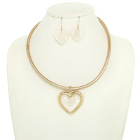 HEART PENDANT NECKLACE SET