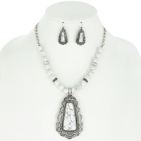 TRAPEZOID TURQUOISE PENDANT NECKLACE AND EARRINGS SET