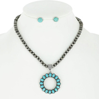 WESTERN TURQUOISE CIRCLE PENDANT NAVAJO PEARL NECKLACE AND EARRINGS SET