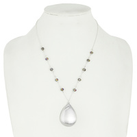 TEARDROP PENDANT BEAD NECKLACE