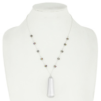 BAR PENDANT BEAD NECKLACE