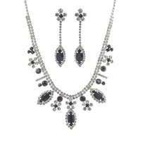 CRYSTAL RHINESTONE FLOWER TOP MARQUISE NECKLACE AND EARRINGS SET
