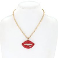 RHINESTONE LIP PENDANT NECKLACE