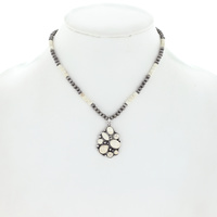 NATIVE AMERICAN STYLE TEARDROP CLUSTER SEMI STONE  NAVAJO PEARL BEADED ADJUSTABLE NECKLACE