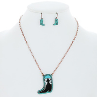 VINTAGE WESTERN ENAMEL COATED SYNTHETIC SEMI STONE COWBOY BOOT CHAIN NECKLACE EARRING SET