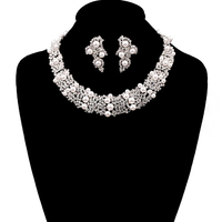 CLEAR BEAUTIFUL  COLLAR NECKLACE & EARRINGS SET W/ STONE & PEARLS