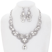 DRESSY RHINESTONE NECKLACE SET