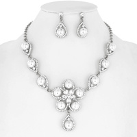 CRYSTAL RHINESTONE WITH PEARL FLOWER TEARDROP V SHAPE COLLAR EVENING NECKLACE AND EARRINGS SET