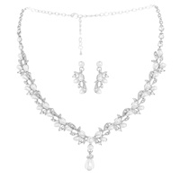 LEAF VINE PEARL RHINESTONE CLUSTER NECKLACE SET