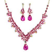 VINE GEMSTONE CLUSTER V-SHAPED NECKLACE SET