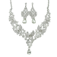 BUTTERFLY RHINESTONE CLUSTER V-SHAPED NECKLACE SET