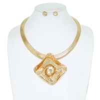 DIAMOND SHAPED SNAKE CHAIN COLLAR NECKLACE SET