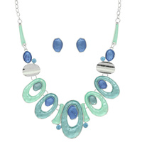 ABSTRACT OVAL RESIN DISC NECKLACE SET
