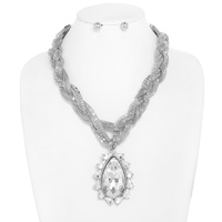 METALLIC CRYSTAL TEARDROP PENDANT NECKLACE SET
