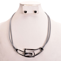 ARTSY GEOMETRIC METAL NECKLACE SET