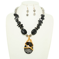 OBSIDIAN BEAD NECKLACE SET