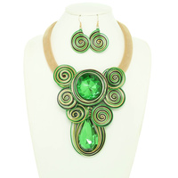 SPIRAL CRYSTAL AMULET NECKLACE SET