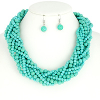 THICK PEARL TWISTED NECKLACE AND EARRING SET